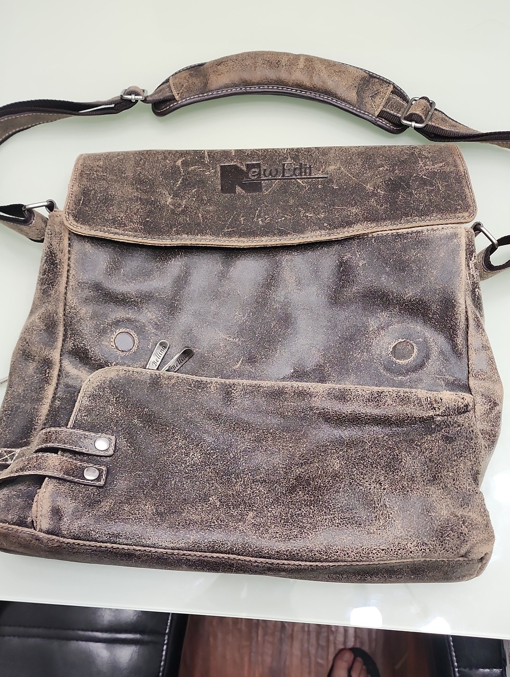 Bellino Clothing Distressed Brown Leather Messenger Bag